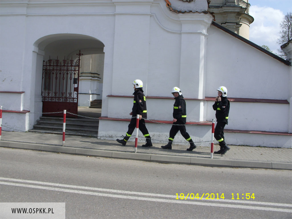 Czuwanie Przy Grobie Paskim   19042014r 29 20161209 1358904101