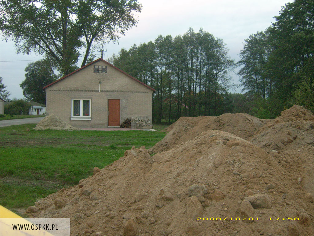 Wyrownywanie Terenu Przy Remizie 1102008r  10 20161209 1842295201